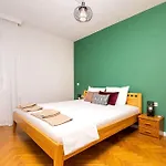 Family Fuzzy Muzzy 2 Bedrooms Mu Apartamento Plovdiv